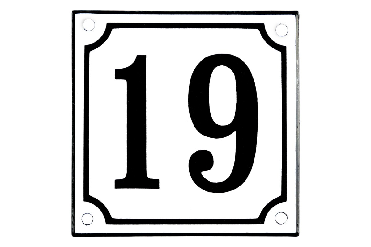 Emaljskylt 19 vit - svart 10 x 10 cm modell 10 Emaljskylt 19 vit - svart 10 x 10 cm modell 10