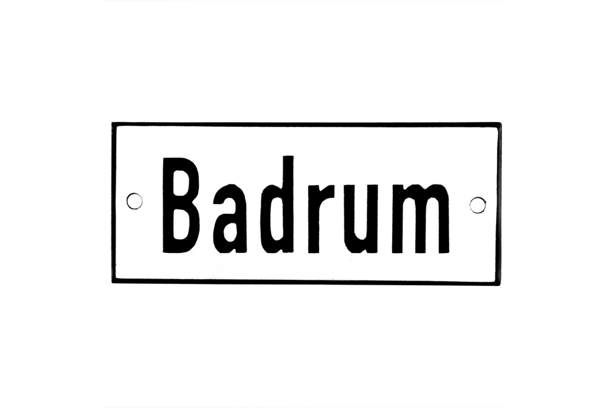 Emaljskylt Badrum vit - svart 12 x 5 cm modell 2 Emaljskylt Badrum vit - svart 12 x 5 cm modell 2