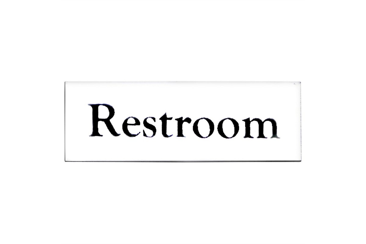 Emaljskylt Restroom vit - svart 6 x 2 cm modell 9 Emaljskylt Restroom vit - svart 6 x 2 cm modell 9